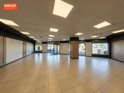 For rent Saint-pierre 269 m2 Reunion (97410) photo 0
