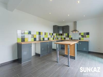 For rent Entre-deux 4 rooms 111 m2 Reunion (97414) photo 3