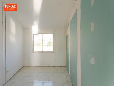 For sale Saint-pierre 4 rooms 70 m2 Reunion (97410) photo 4