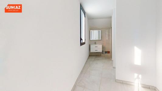 For sale Saint-pierre 4 rooms 98 m2 Reunion (97410) photo 3