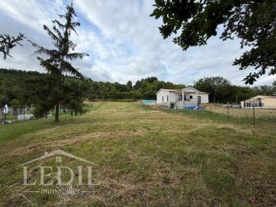 Acheter Terrain 1531 m2 Saint-hilaire-de-lusignan