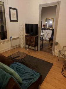 For rent Charenton-le-pont 2 rooms 26 m2 Val de Marne (94220) photo 0