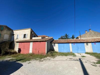 For rent Robion 15 m2 Vaucluse (84440) photo 0