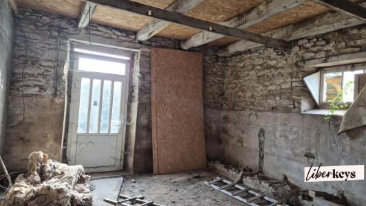 Acheter Maison Saint-gilles-du-mene 93500 euros