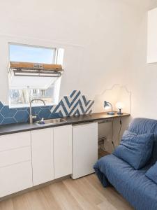 For sale 15EM 1 room 10 m2 Paris (75015) photo 1