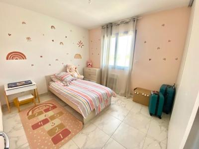 For sale Jonquieres-saint-vincent 4 rooms 100 m2 Gard (30300) photo 4