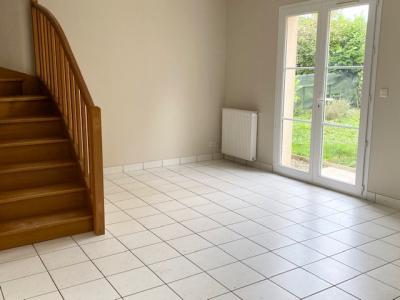 Louer Maison 82 m2 Douadic