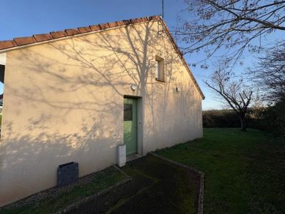 For rent Chaillac 1 room 31 m2 Indre (36310) photo 0