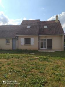 For rent Pouligny-saint-pierre 4 rooms 87 m2 Indre (36300) photo 0