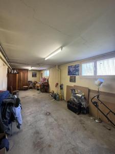 For sale Genay 5 rooms 185 m2 Rhone (69730) photo 0