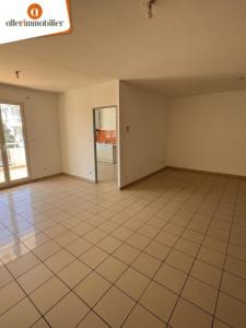 Louer Appartement 127 m2 Sainte-clotilde