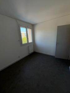 Louer Appartement Romans-sur-isere 489 euros