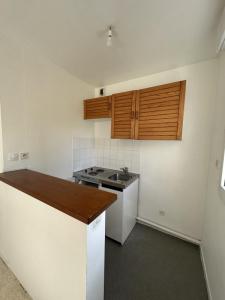For rent Rennes 2 rooms 36 m2 Ille et vilaine (35000) photo 2