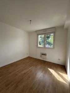 For rent Rennes 2 rooms 36 m2 Ille et vilaine (35000) photo 3