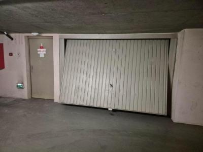 Louer Parking 22 m2 Lyon-6eme-arrondissement