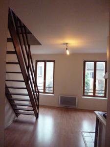 For rent Cergy 1 room 28 m2 Val d'Oise (95000) photo 3