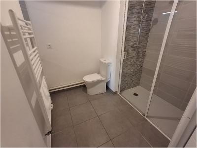 For rent Toulouse 3 rooms 74 m2 Haute garonne (31300) photo 3