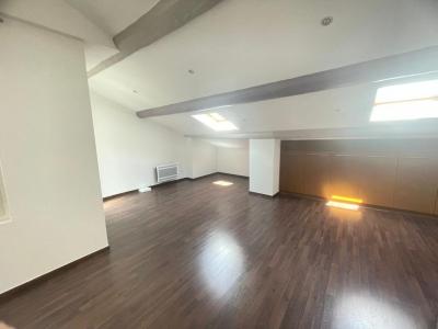 Louer Appartement 29 m2 Marseille-2eme-arrondissement