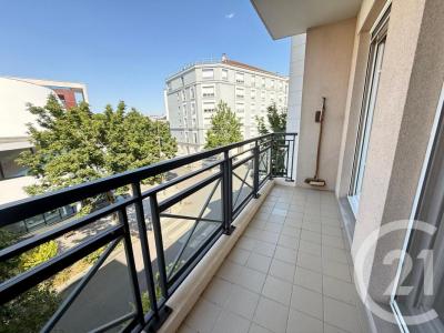 For sale Vincennes 2 rooms 45 m2 Val de Marne (94300) photo 0