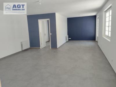 For rent Bonlier WAGICOURT 5 rooms 134 m2 Oise (60510) photo 3