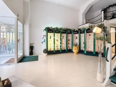 Acheter Local commercial 128 m2 Saint-raphael