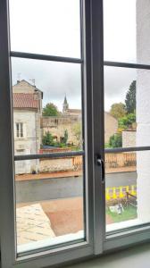 Louer Appartement Piegut-pluviers 725 euros