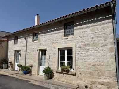 For sale 8 rooms 275 m2 Charente (16240) photo 1