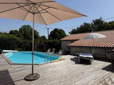For sale 8 rooms 275 m2 Charente (16240) photo 3
