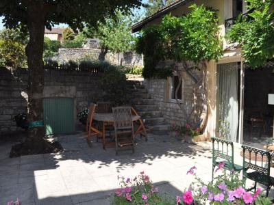For sale CENTRE VILLAGE 8 rooms 242 m2 Rhone (69480) photo 0