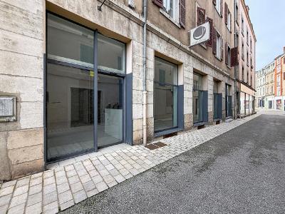 For rent 100 m2 Saone et loire (71000) photo 0