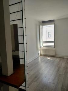 For sale Paris-17eme-arrondissement 1 room 16 m2 Paris (75017) photo 0