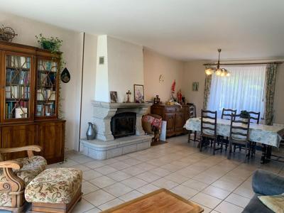 For sale Pluvigner 5 rooms 141 m2 Morbihan (56330) photo 2