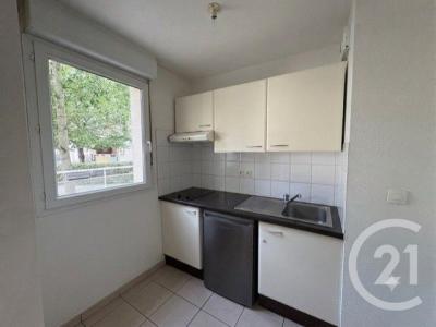 For rent Pont-sainte-maxence 2 rooms 42 m2 Oise (60700) photo 3