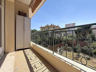 For sale Nice 3 rooms 69 m2 Alpes Maritimes (06100) photo 0