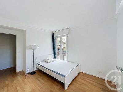 Louer Appartement Thiais 1300 euros