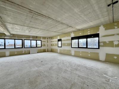 Acheter Bureau 111 m2 Montauban