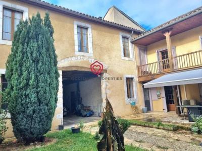 For sale Montrejeau 8 rooms 146 m2 Haute garonne (31210) photo 0