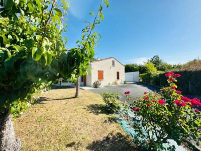 For sale Semussac 5 rooms 109 m2 Charente maritime (17120) photo 2