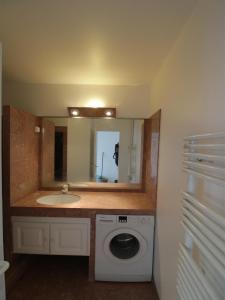 For rent Montgeron CENTRE VILLE 2 rooms 55 m2 Essonne (91230) photo 4