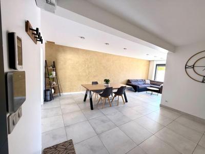 Acheter Maison 86 m2 Saint-mitre-les-remparts