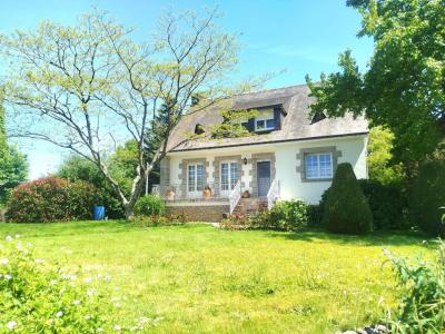 For sale Pontivy 6 rooms 148 m2 Morbihan (56300) photo 0