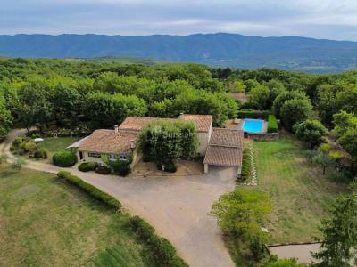 For sale Caseneuve 10 rooms 231 m2 Vaucluse (84750) photo 0