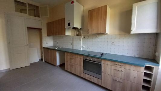 For rent 11 RUE GASTON BOISSIER 4 rooms 107 m2 Gard (30900) photo 0