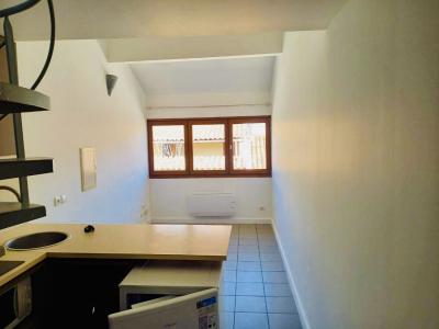 Annonce Location 2 pi�ces Appartement  84
