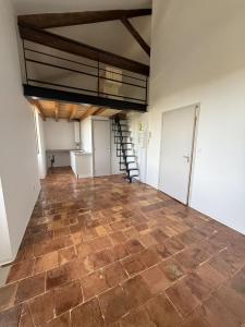For rent PROCHE VILLAGE 2 rooms 40 m2 Vaucluse (84110) photo 0