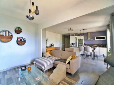 For sale Mionnay 3 rooms 77 m2 Ain (01390) photo 4