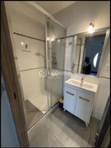 Louer Appartement 30 m2 Saint-priest