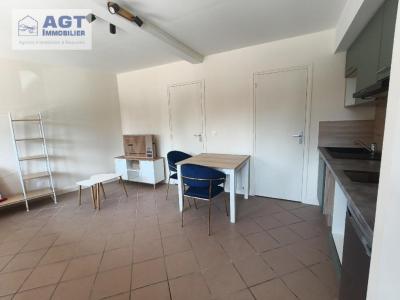For rent Beauvais 1 room 22 m2 Oise (60000) photo 1