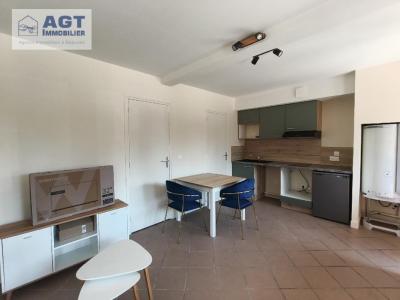 For rent Beauvais 1 room 22 m2 Oise (60000) photo 2