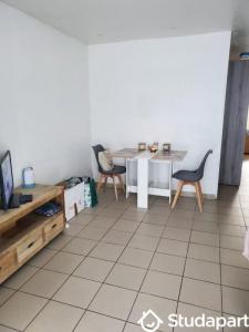 For rent Aulnoy-lez-valenciennes 1 room 36 m2 Nord (59300) photo 2